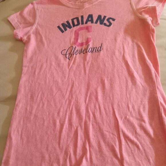 CLEVELAND INDIANSlarge child soft t-shirt. Like new, no tags. Pics wash out pink - Picture 4 of 5